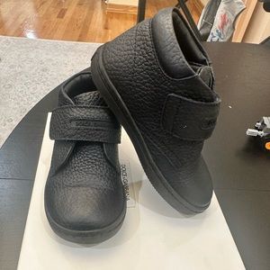 Dolce & Gabbana ankle boots size 23 or size 7 Us